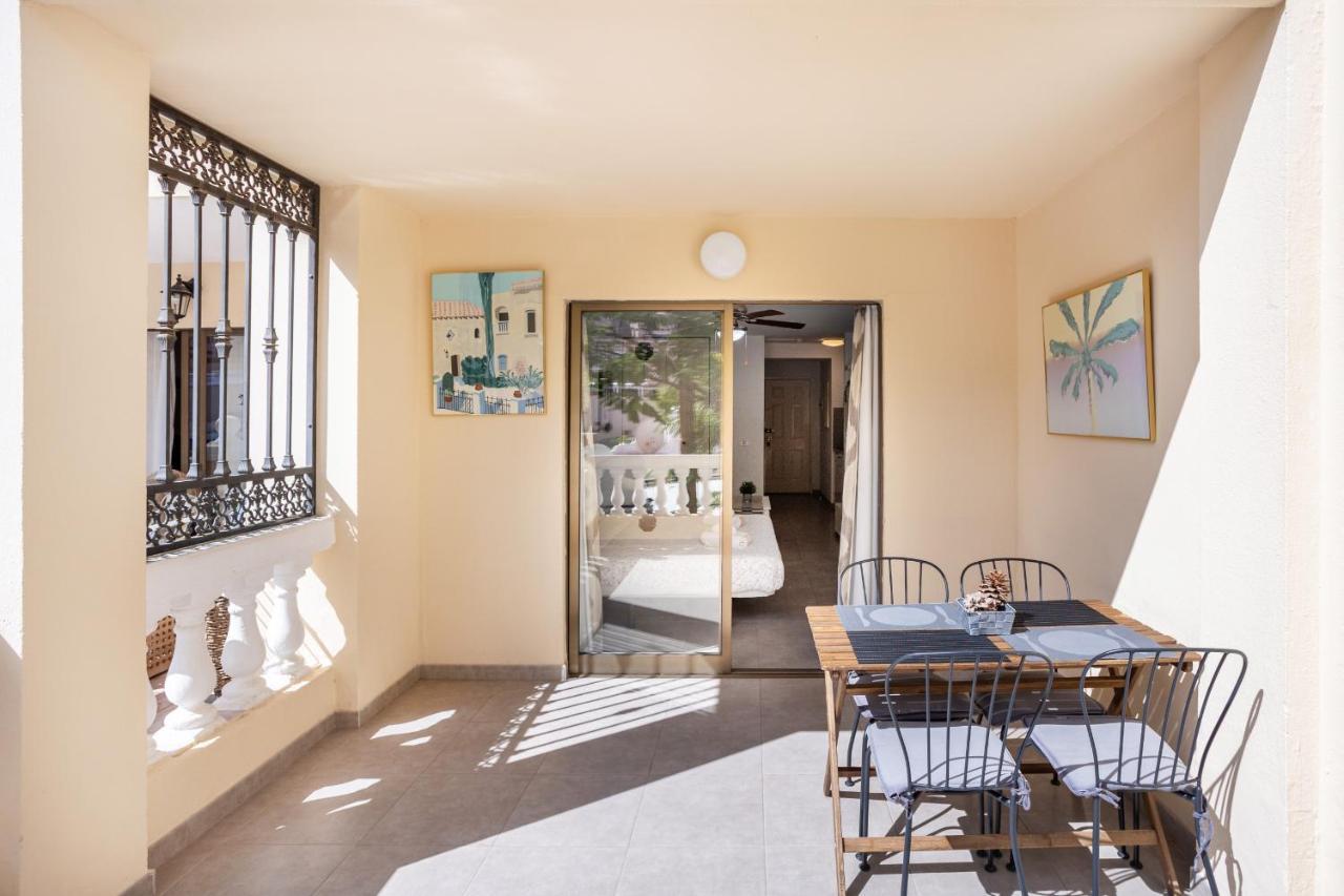 Castle Harbour Samuel'S Studio Flat By Lovetenerife Los Cristianos  Exterior photo